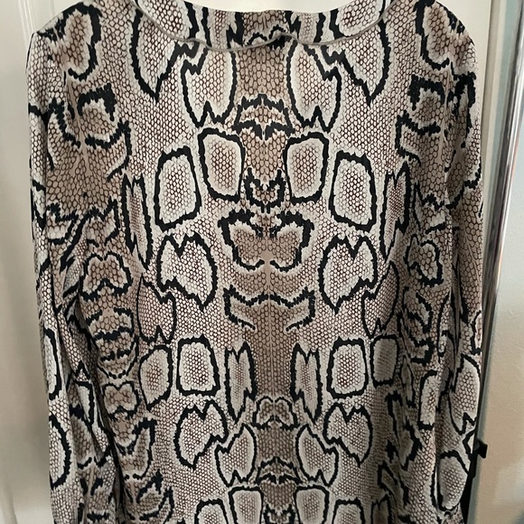 Cabi Python Print Blouse small - Picture 2 of 5